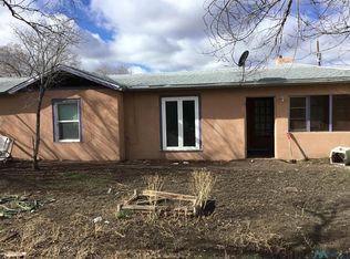 207 Pine Ave, Gallup, NM 87301