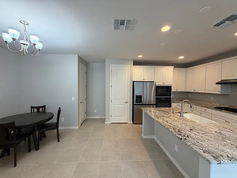 4138 E Jones St — Photo 13