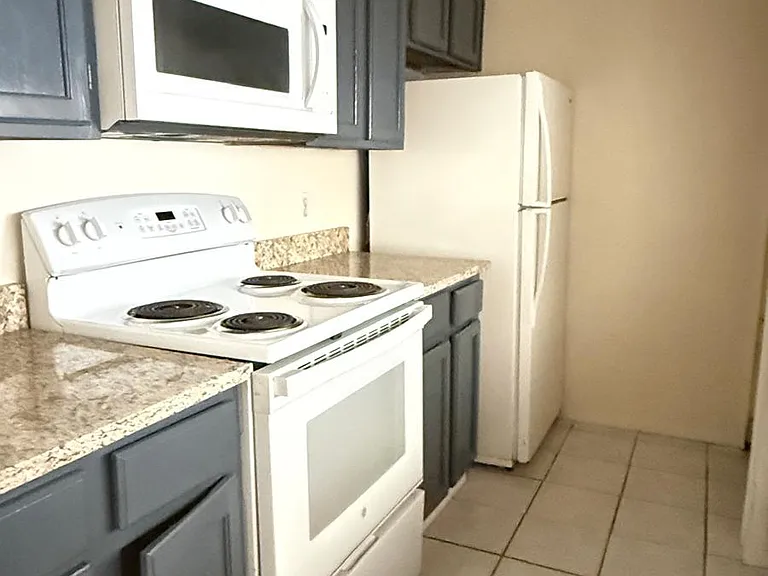 9619 Walnut St #7107 — Photo 3