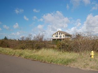 416 Riviera Ave, Ocean Shores, WA 98569