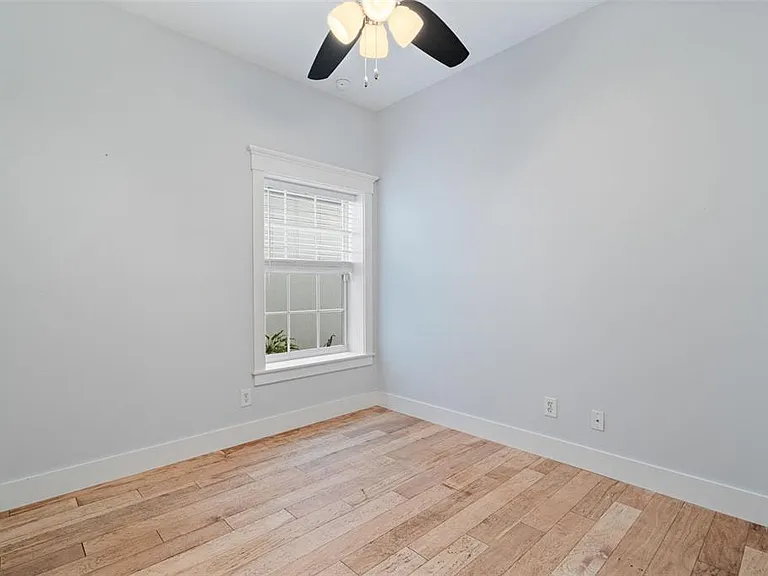 5362 Chatas Ln — Photo 25