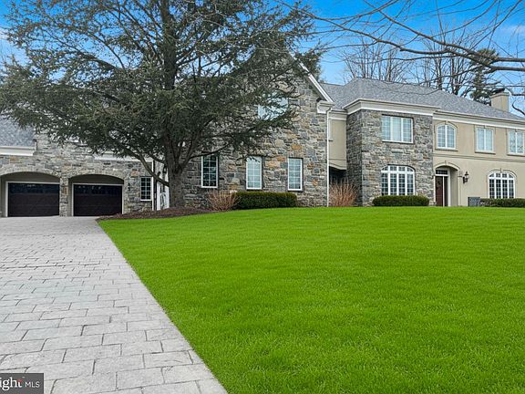 5th image of 1160 Jefferson Ln