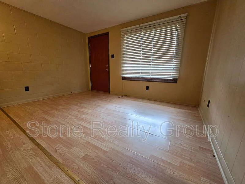 1 bed, 1.0 bath, $525 — Photo 4