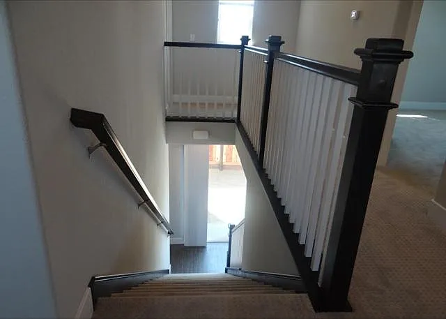 5551 Clove Hitch Loop — Photo 2
