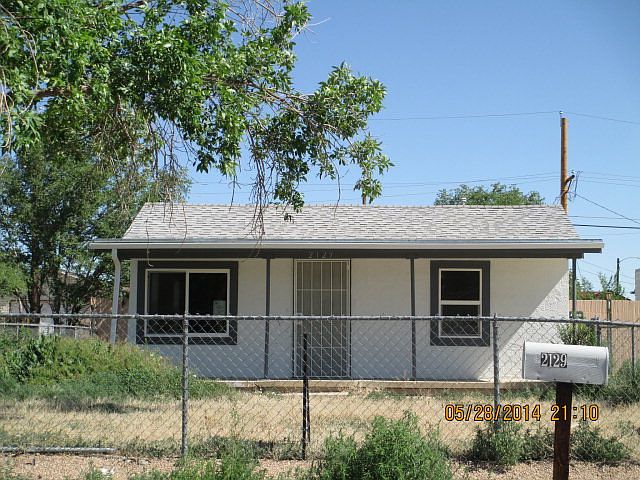 1st image of 2129 E 9th St