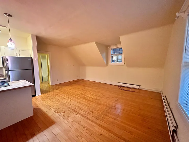 80 Virginia St — Photo 3