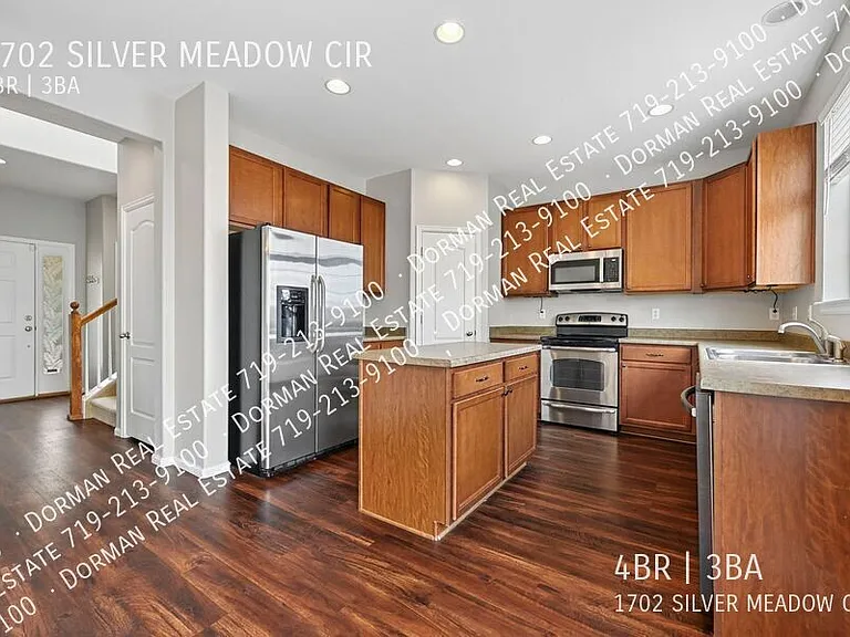 1702 Silver Meadow Cir — Photo 4