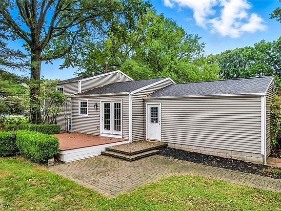 4th image of 211 Natale Dr
