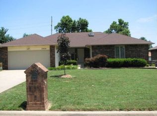 3924 S Belvedere Ct, Springfield, MO 65807