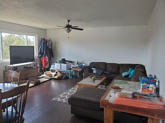 3rd image of 1103 Mill St