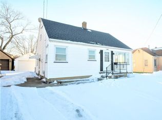 2122 Court St, Pekin, IL 61554