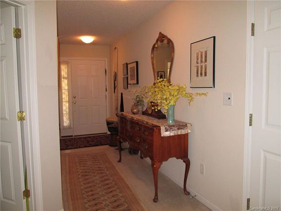 2nd image of 140 Clear Creekside Dr #11