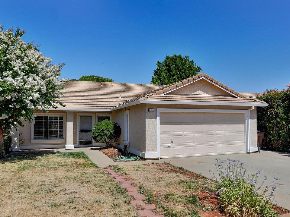 1st image of 2455 Forest Oaks Ct