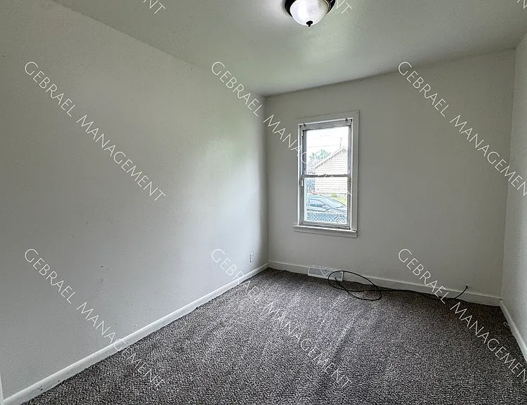3501 Brunswick Ave — Photo 14
