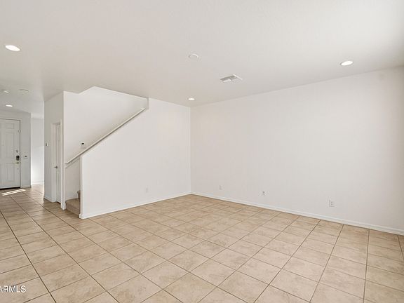 4th image of 6921 W GWEN Street