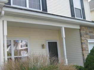 17 Cobblestone Dr, Easton, PA 18045