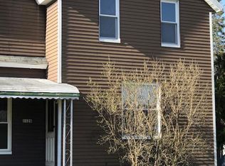 1126 Michigan St, Lapeer, MI