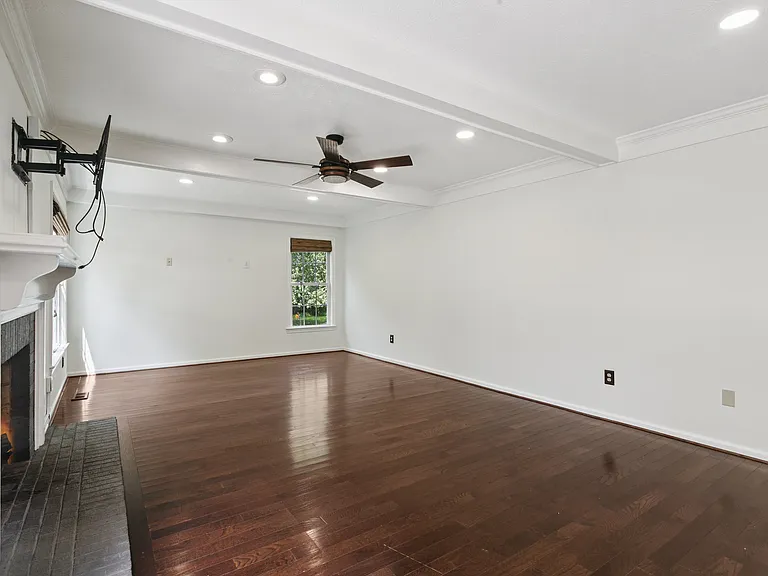 3517 Mott Ln — Photo 19