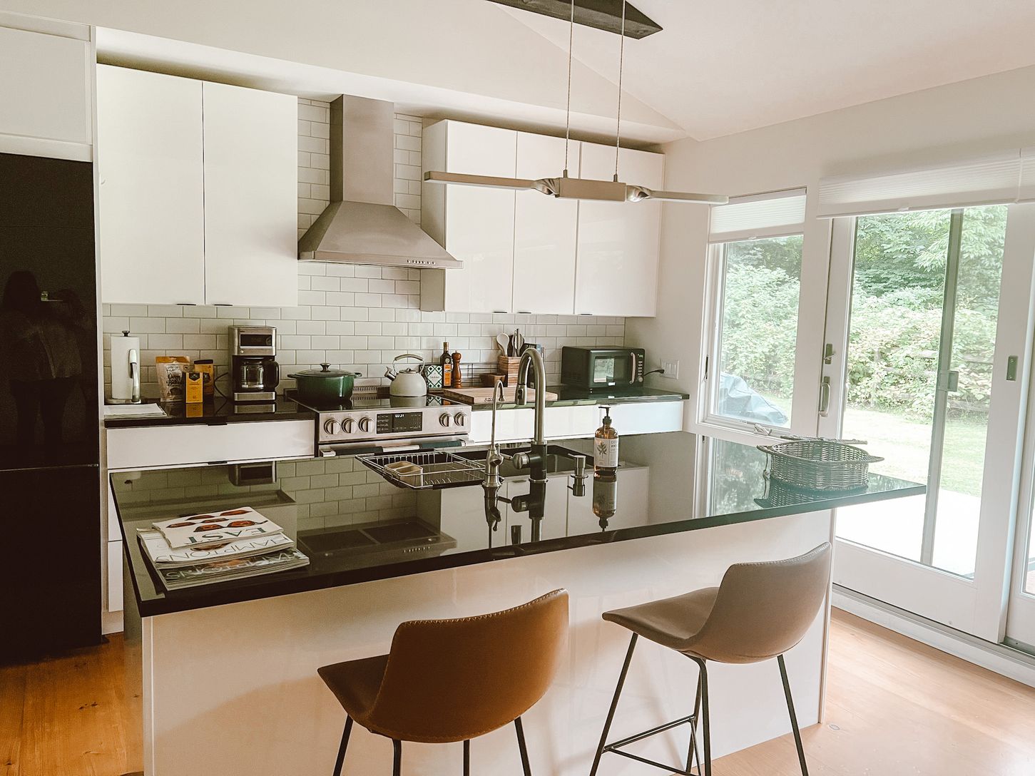  OPEN SUNNY KITCHEN 