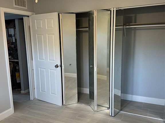 5th image of 8400 Lagos De Campo Boulevard #304
