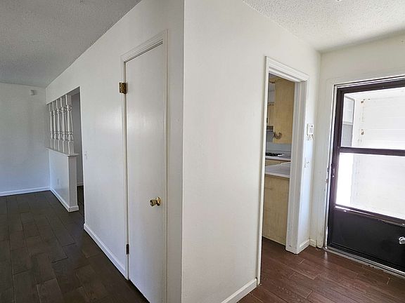 3rd image of 104 Olympic Dr
