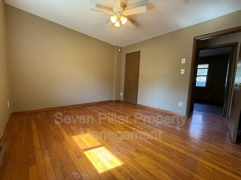 3199 Maize Rd — Photo 11
