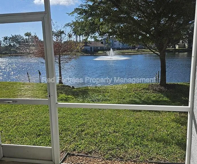 8326 Bernwood Cove Loop #907 — Photo 3