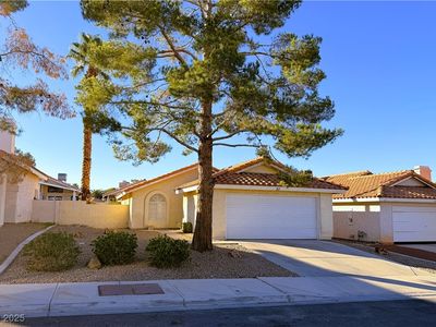 51 Fantasia Ln, Henderson, NV, 89074