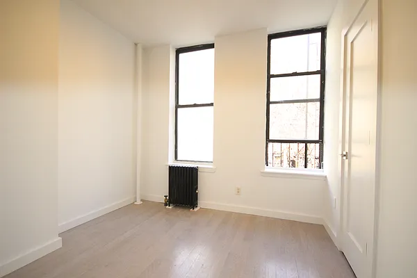 Rented by Compass | media 4