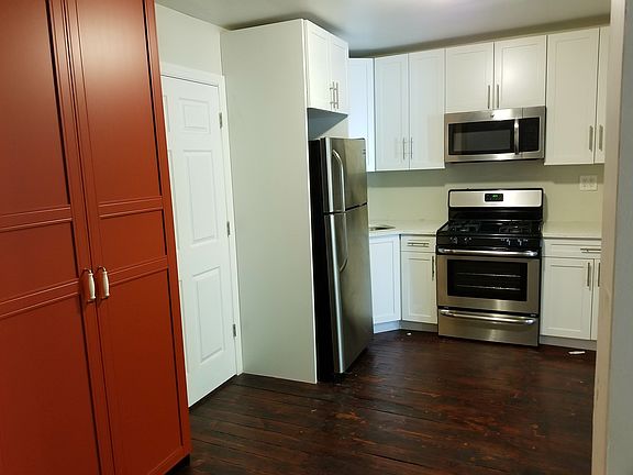 5th image of 368 Bergen Ave #0