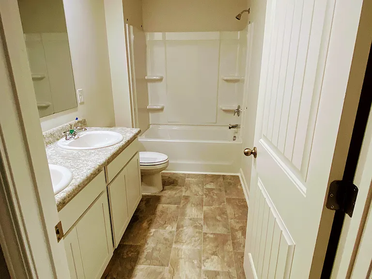 202 Creekview Way — Photo 26