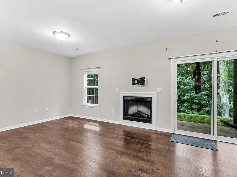 3657 Bedford Dr — Photo 23
