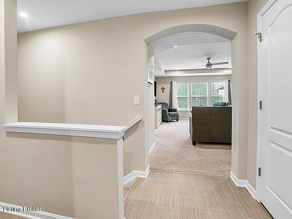 5th image of 107 Wedgewood Ct