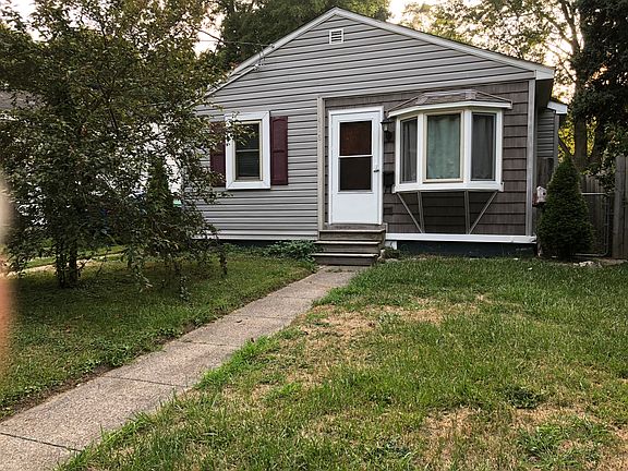 5th image of 418 S Hayford Ave