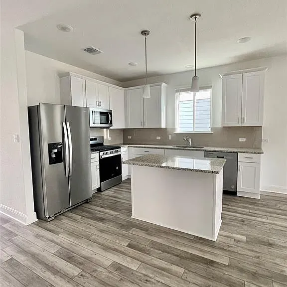 1613 Brimhurst Dr — Photo 6