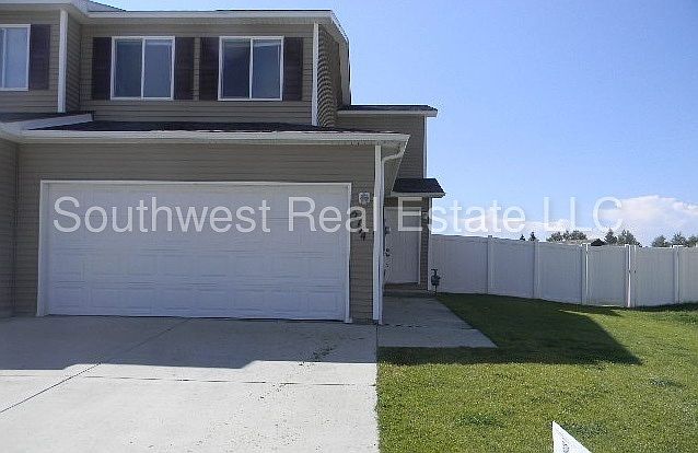 1st image of 2744 Koven Dr