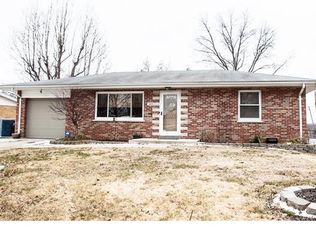 306 Charing Ln, Saint Louis, MO