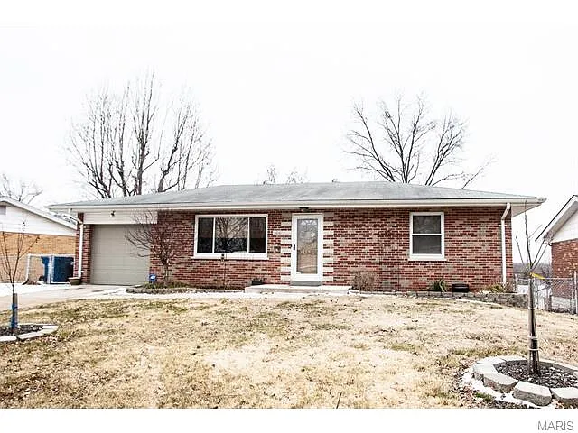 306 Charing Ln photo 1