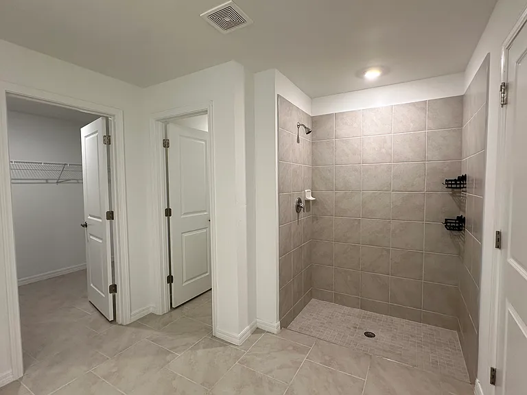 20207 Benton Ave — Photo 15