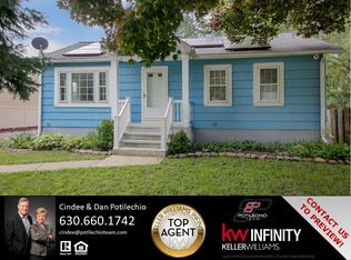 442 Itasca St, Wood Dale, IL 60191