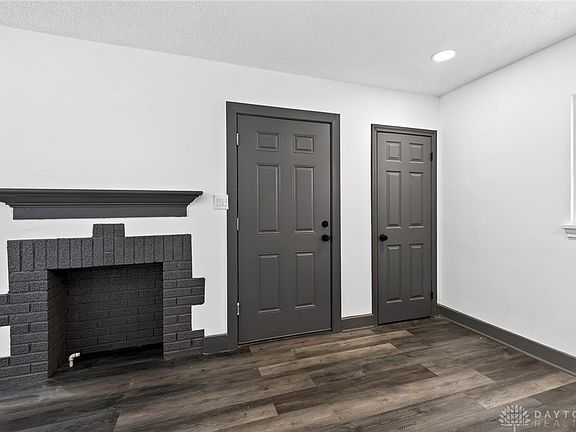 5th image of 50 Gramont Ave