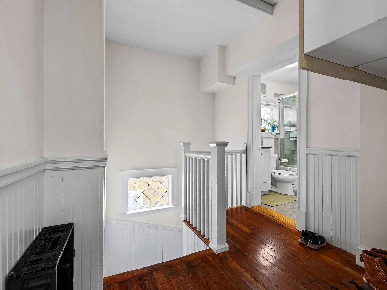 4 bed, 9999 sqft, $5,200 — Photo 4