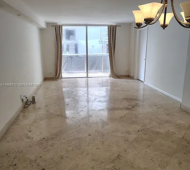 6039 Collins Ave #407 — Photo 3