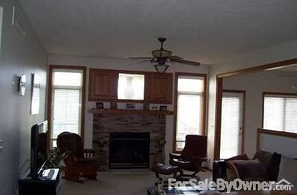 3rd image of 6410 Saline Dr