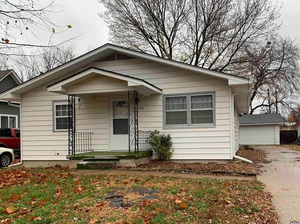 806 W 5th Ave, Emporia, KS 66801