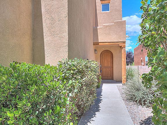 4th image of 3785 Candelarias Ln NW