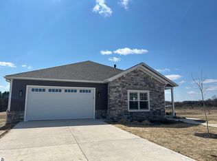 5102 Sheffer Farm Rd, Traverse City, MI 49684