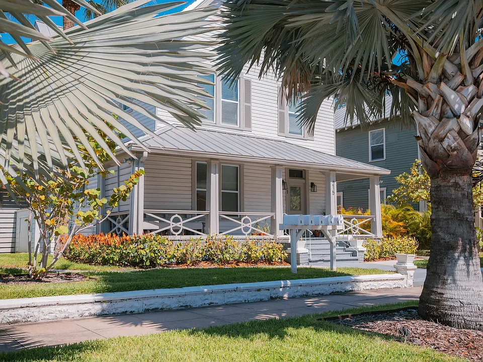 215 S Fielding Ave #4