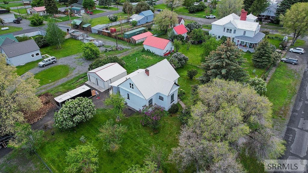 203 W Spruce St, Mackay, ID 83251 MLS 2154994 Zillow