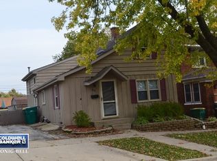 904 Clement St, Joliet, IL 60435